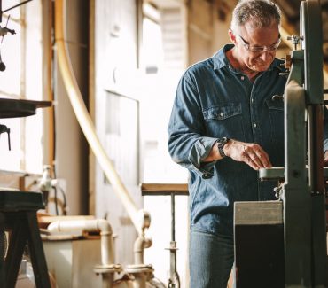 Advantages of using a Bandsaw