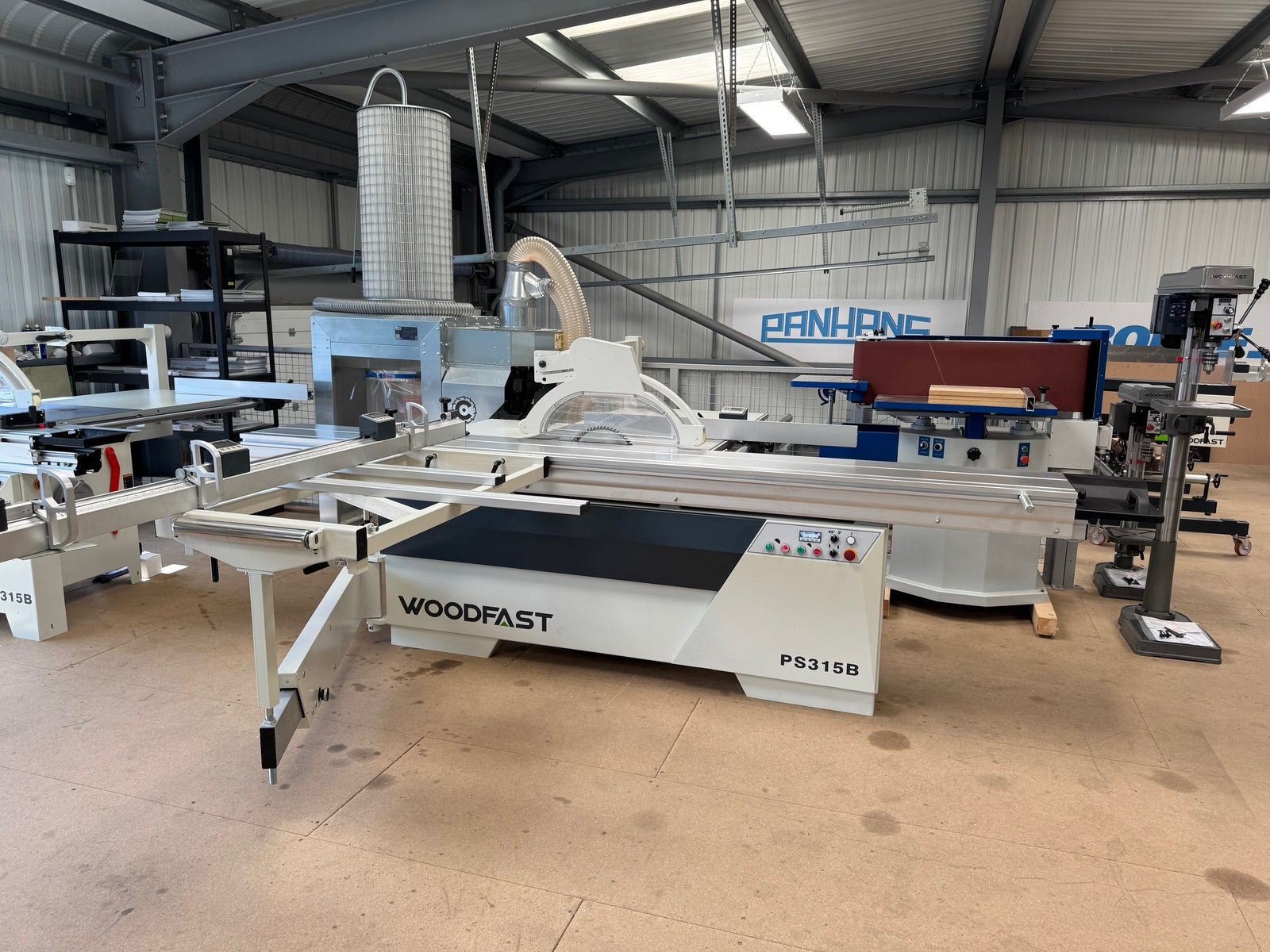 Woodfast 315mm (12") 5.5HP 3.2m Sliding Table Panel Saw 400V PS315B DIGITAL