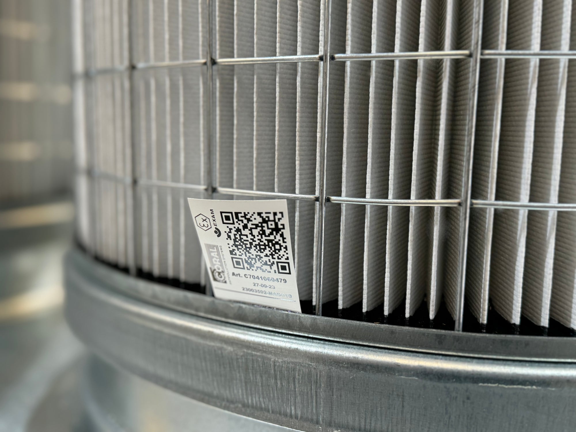 Coral ICON fine filter extraction units with FIL cartridge system ...