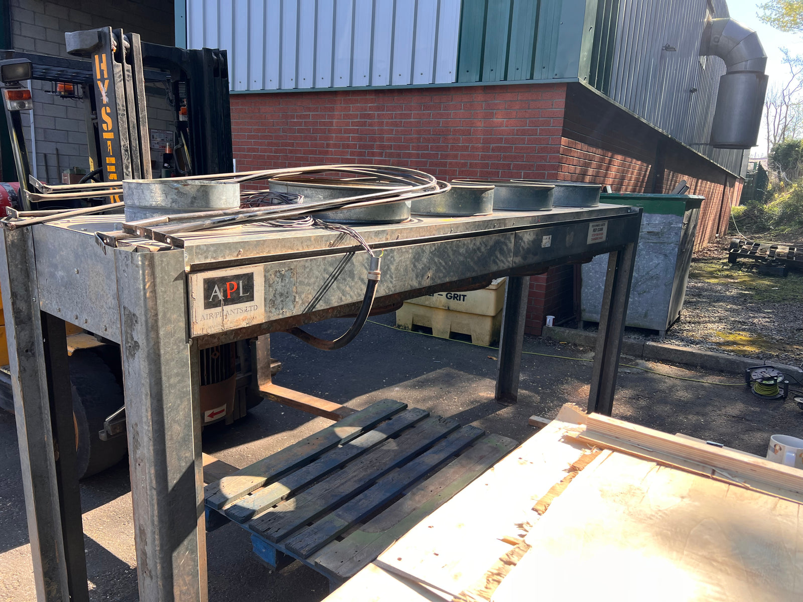 Used 4 Bag Extractor