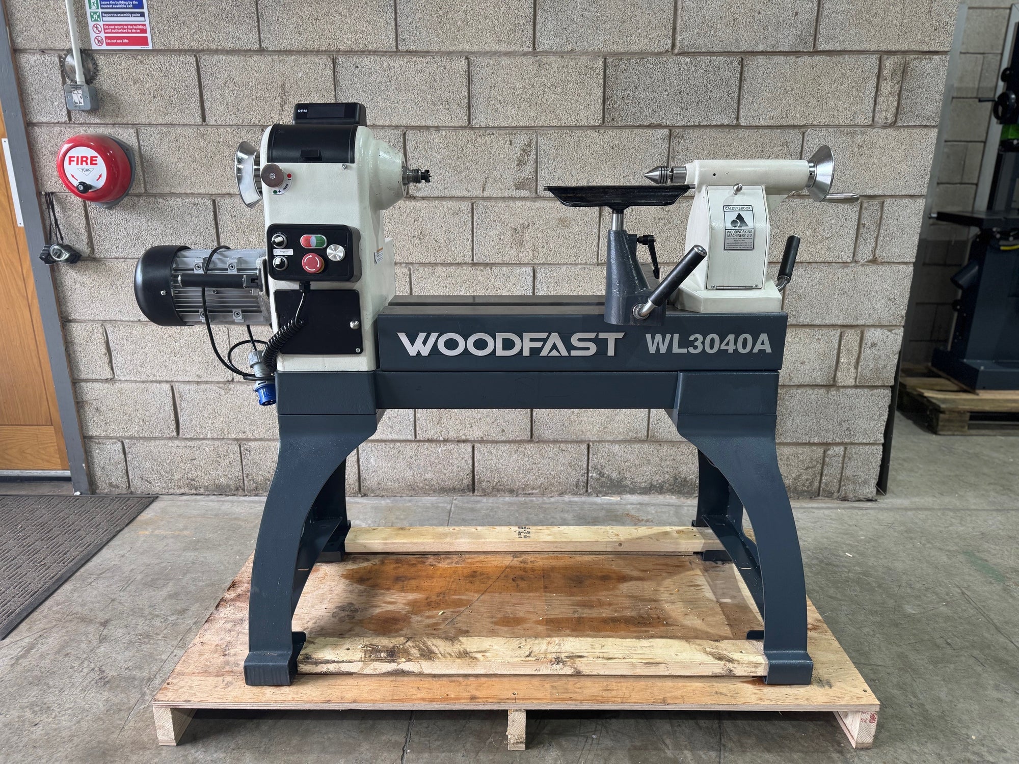Ex demo used Woodfast WL3040 wood turning lathe