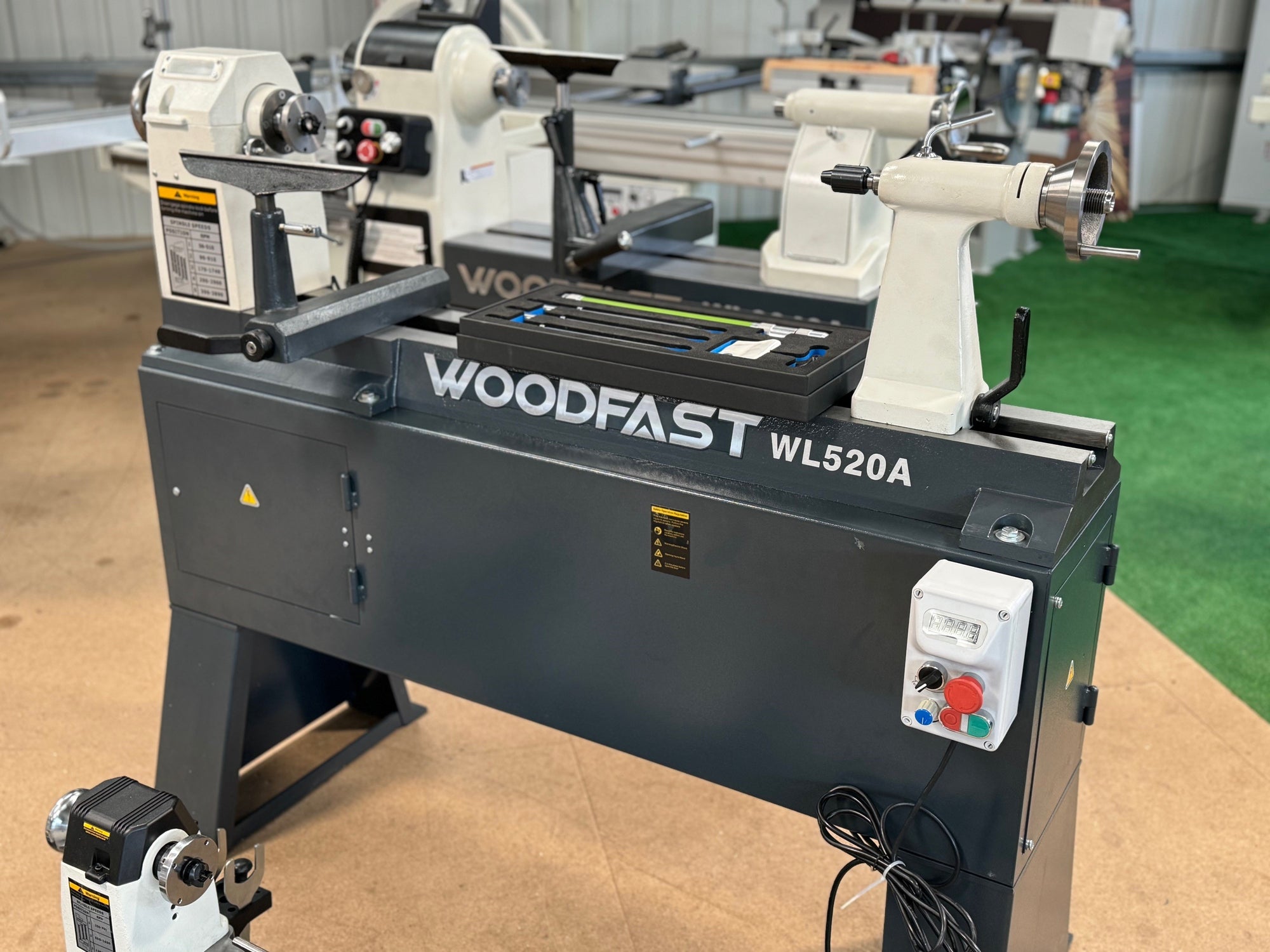 WL520A - Heavy Duty Variable Speed Wood turning Lathe *Restocking Soon - Expected April 2025*