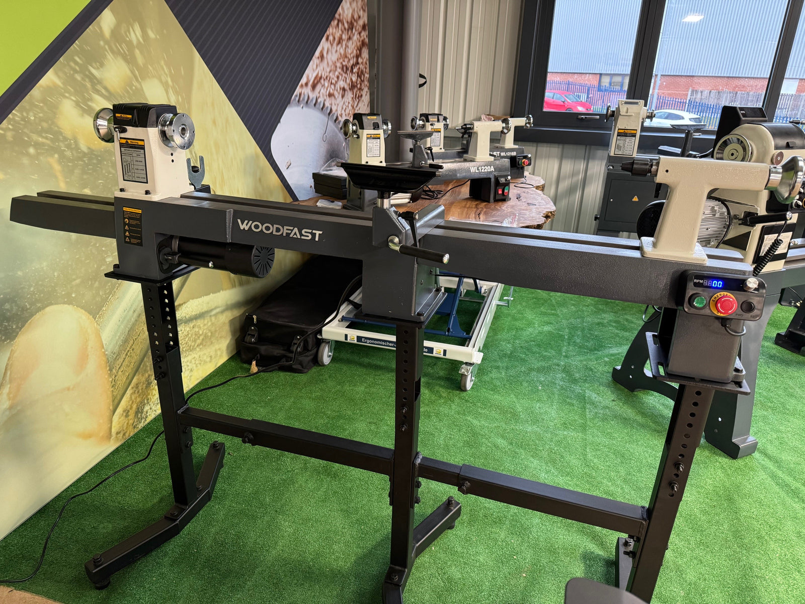 Woodfast WL1216B XL Variable Speed Wood turning Lathe