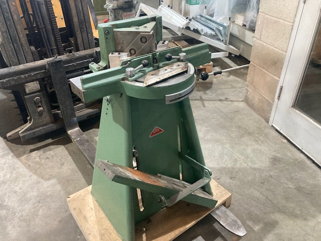 Morso mitre Machine