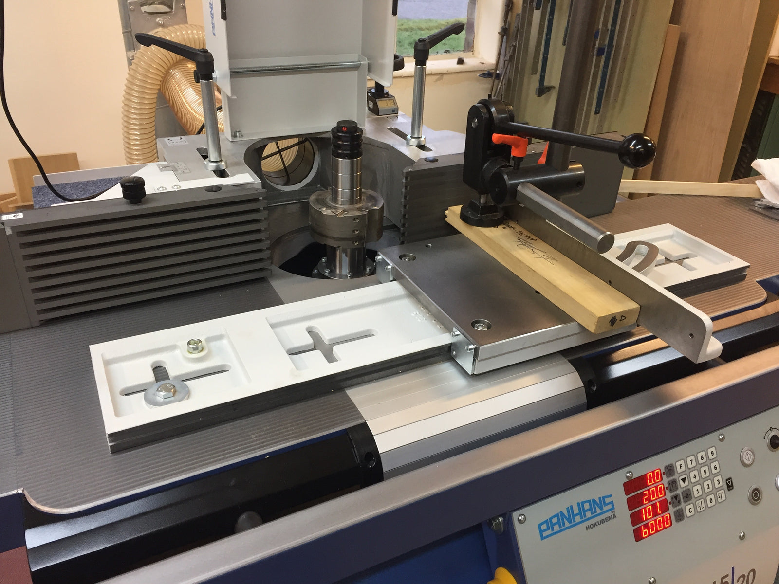 Tenon cutting and slitting device type 1376